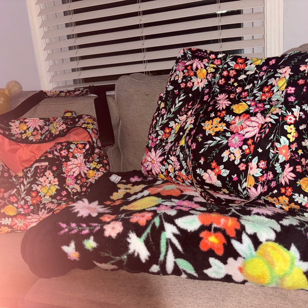 Vera Bradley bags/blanket. Like brand new!